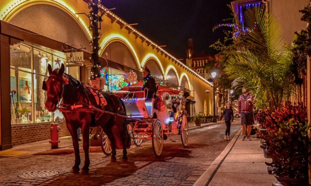 These 5 Cities Know How to Celebrate the Holidays